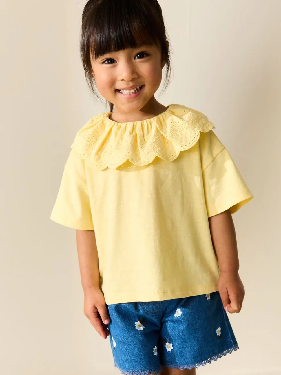 Geel - Short Sleeve Broderie Collar Top (3mths-7yrs)