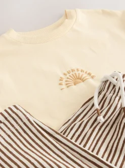 Geel zonneprint - Short Sleeve T-Shirt and Lightweight Joggers Set (3mths-7yrs)
