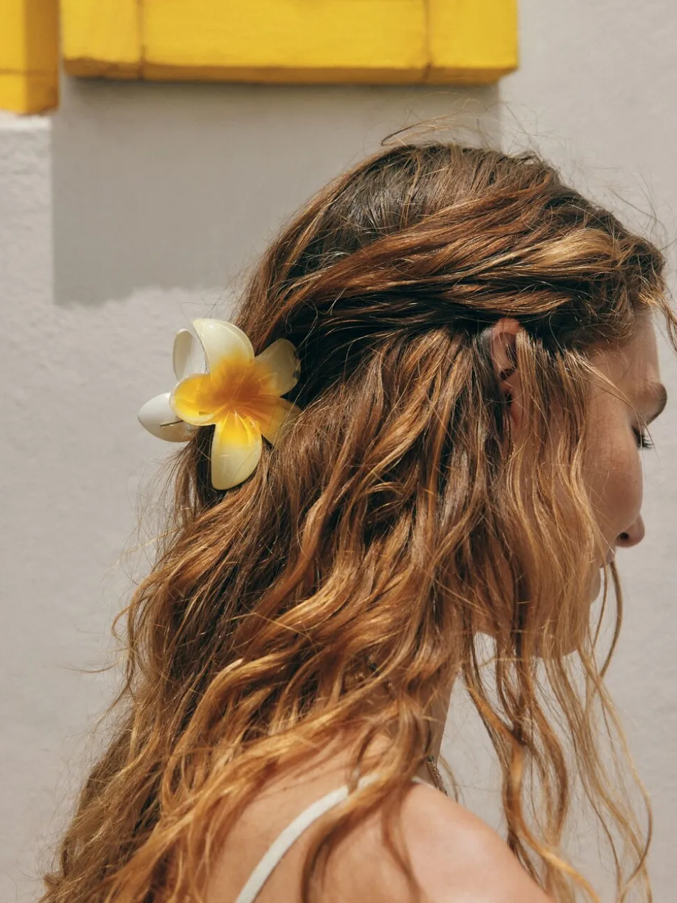 Geel/wit - Bloemvormige klauw haarclip