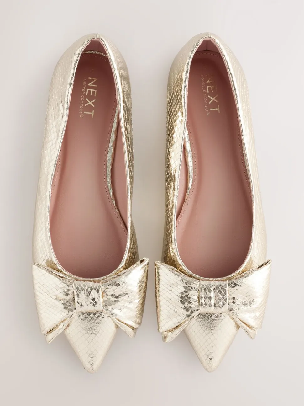 Goud - Ballerina's met spitse neus en strik