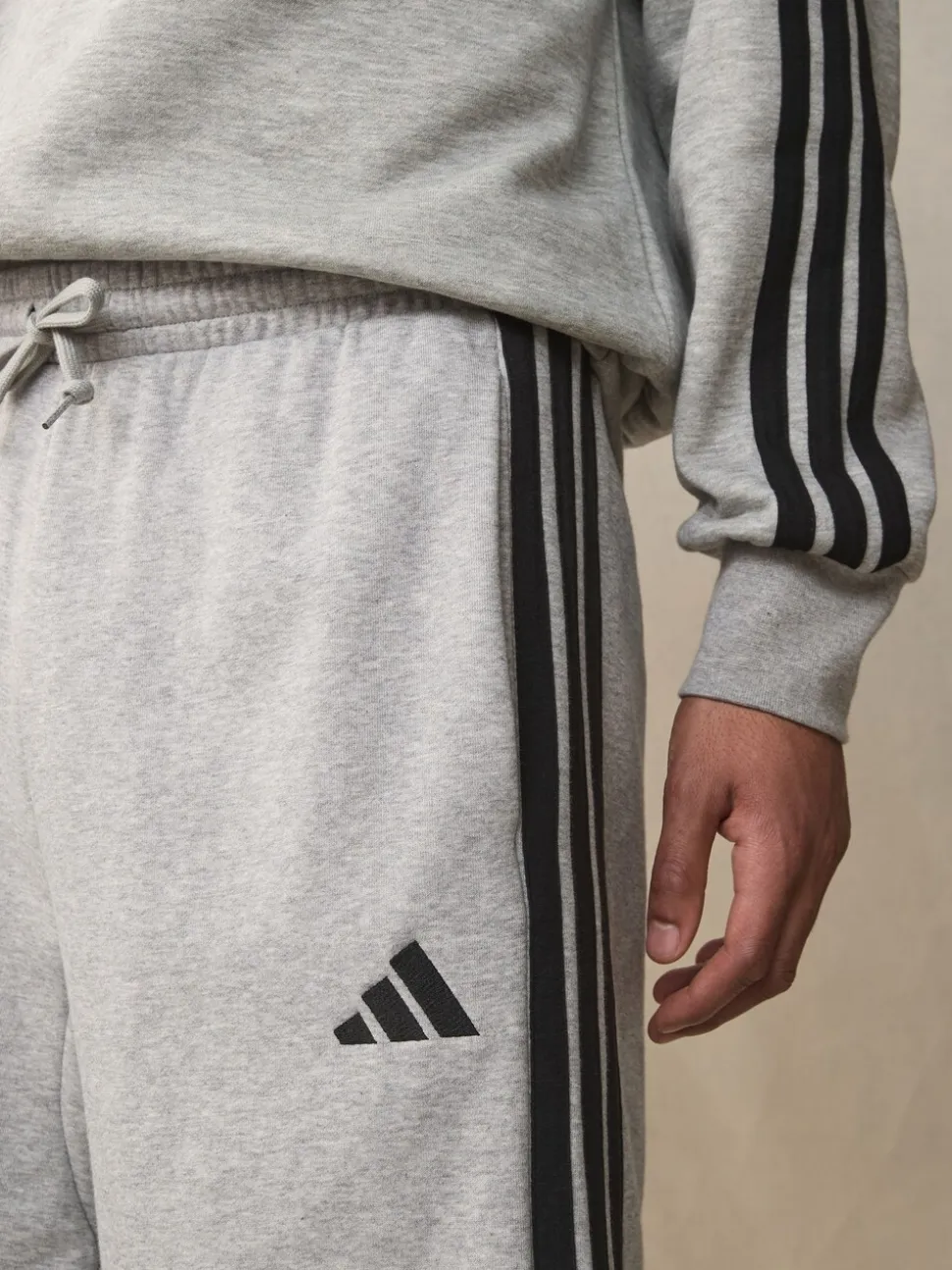 Grijs - adidas Essential 3-Stripes French Terry Shorts
