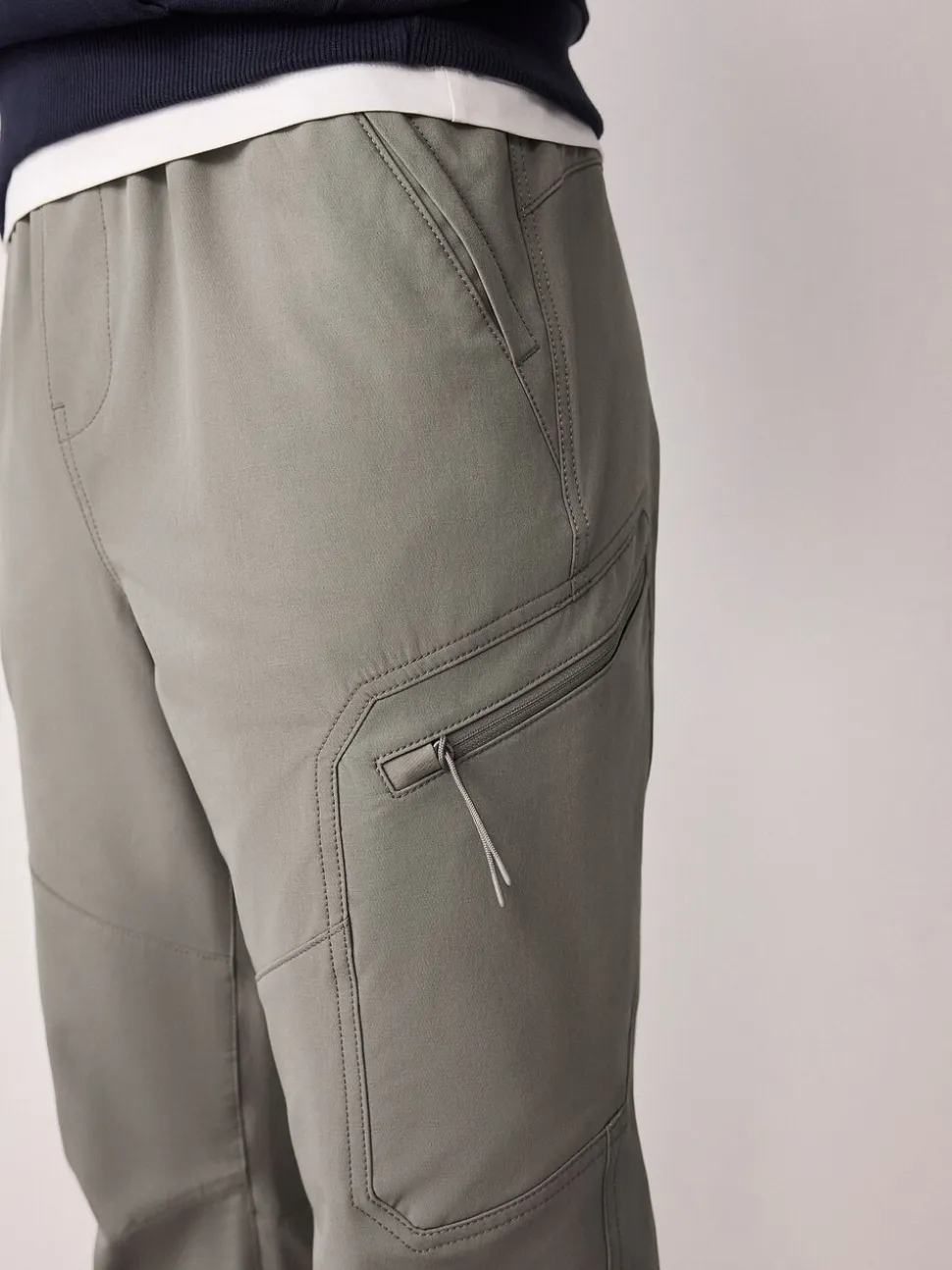 Grijs - DryTech Slim Fit Tech Stretch Utility Cargo Trousers