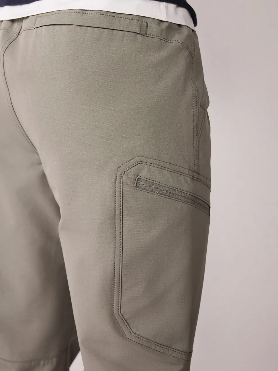 Grijs - DryTech Slim Fit Tech Stretch Utility Cargo Trousers