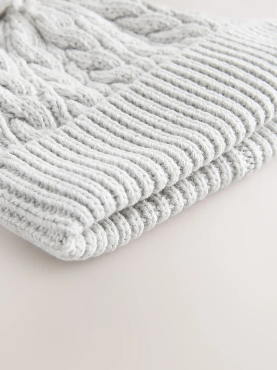 Grijs - Gebreide kabel Beanie-muts met pompom