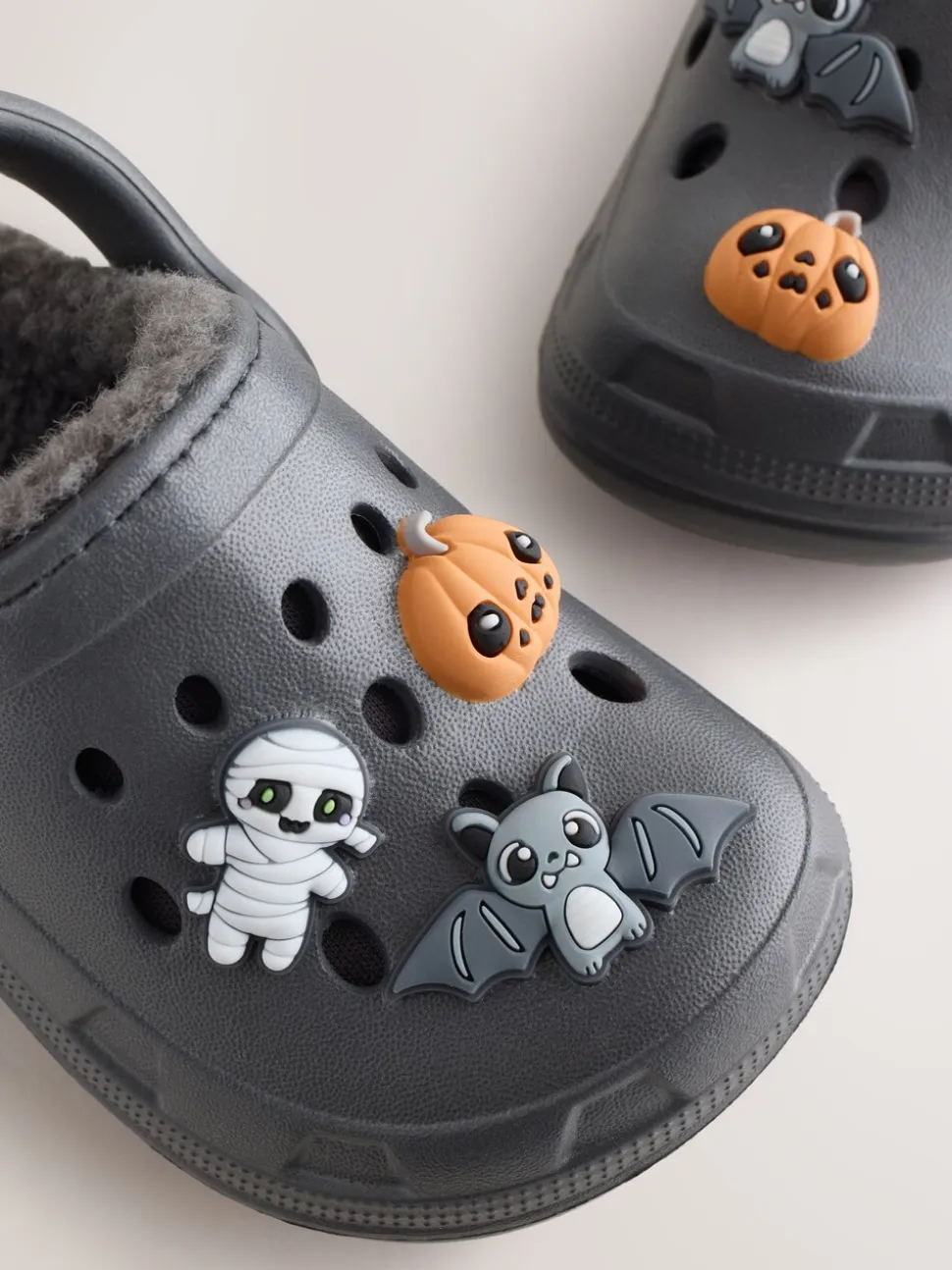 Grijs - Halloween warmgevoerde klomp pantoffels