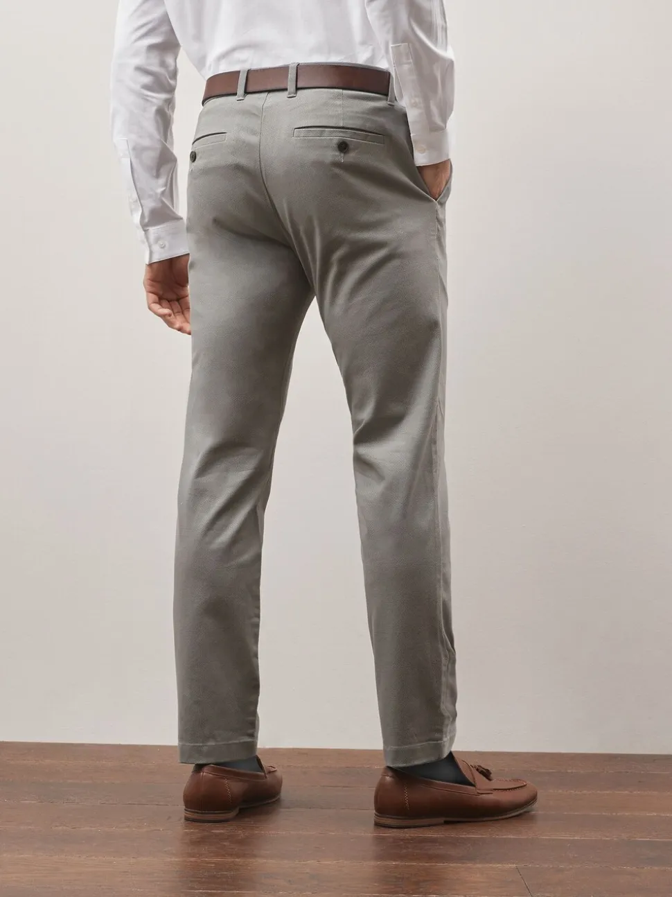 Grijs - Slim Fit - Zachte chino met print en riem