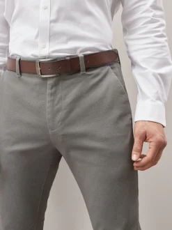 Grijs - Slim Fit - Zachte chino met print en riem