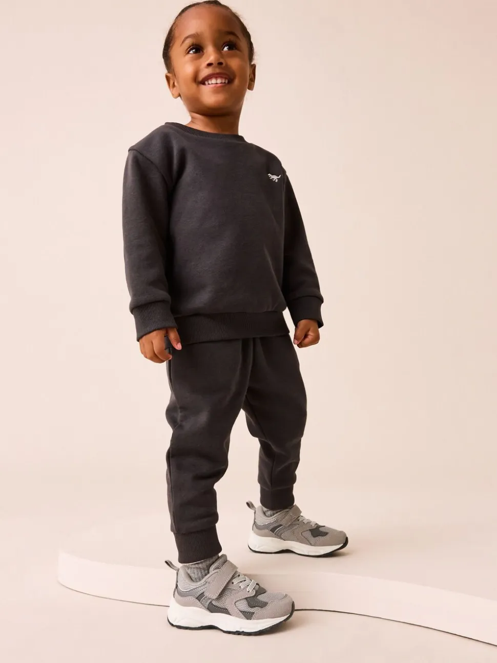 Grijs - Sneakers met klittenbandsluiting en elastische veters