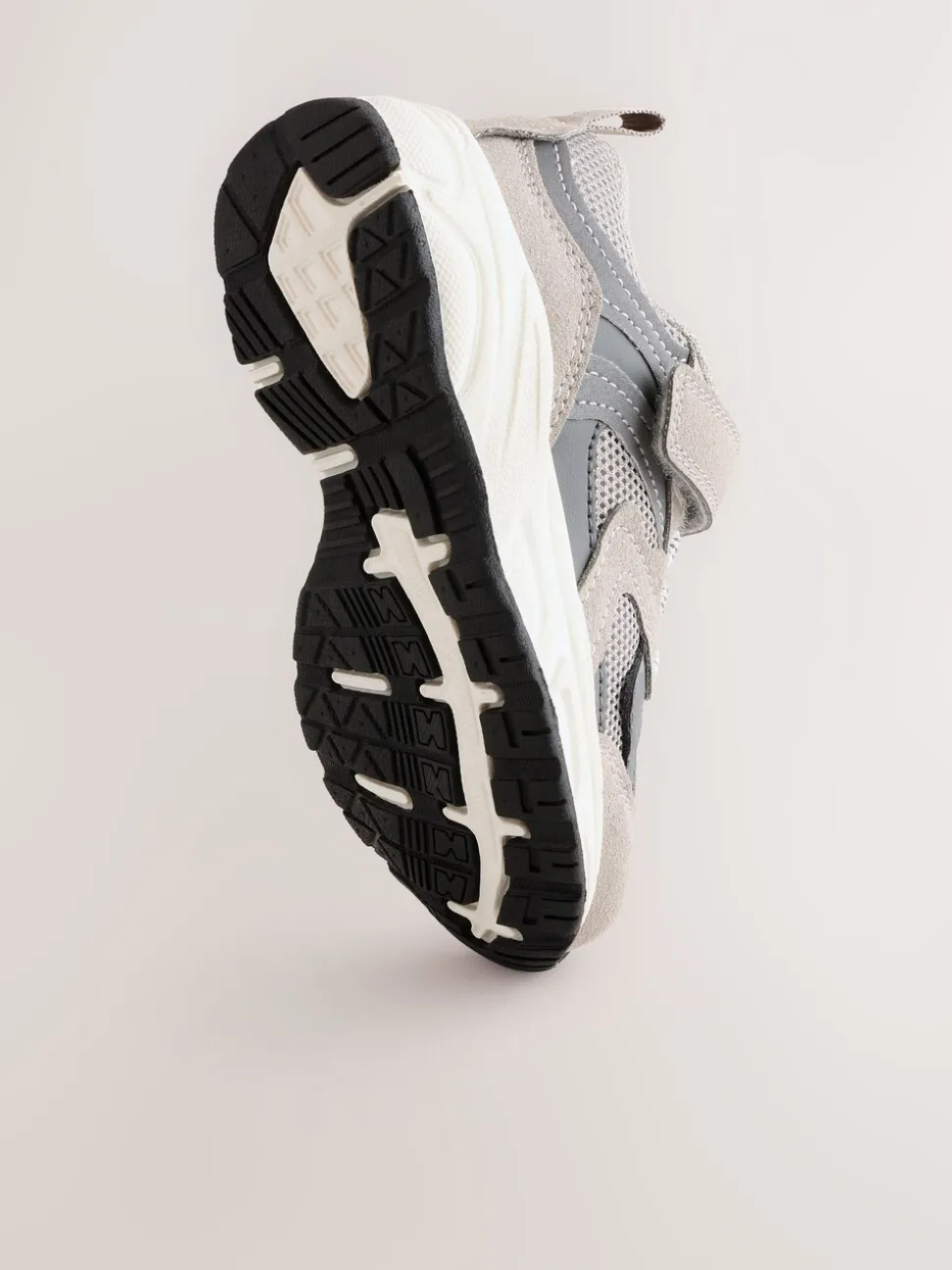 Grijs - Sneakers met klittenbandsluiting en elastische veters