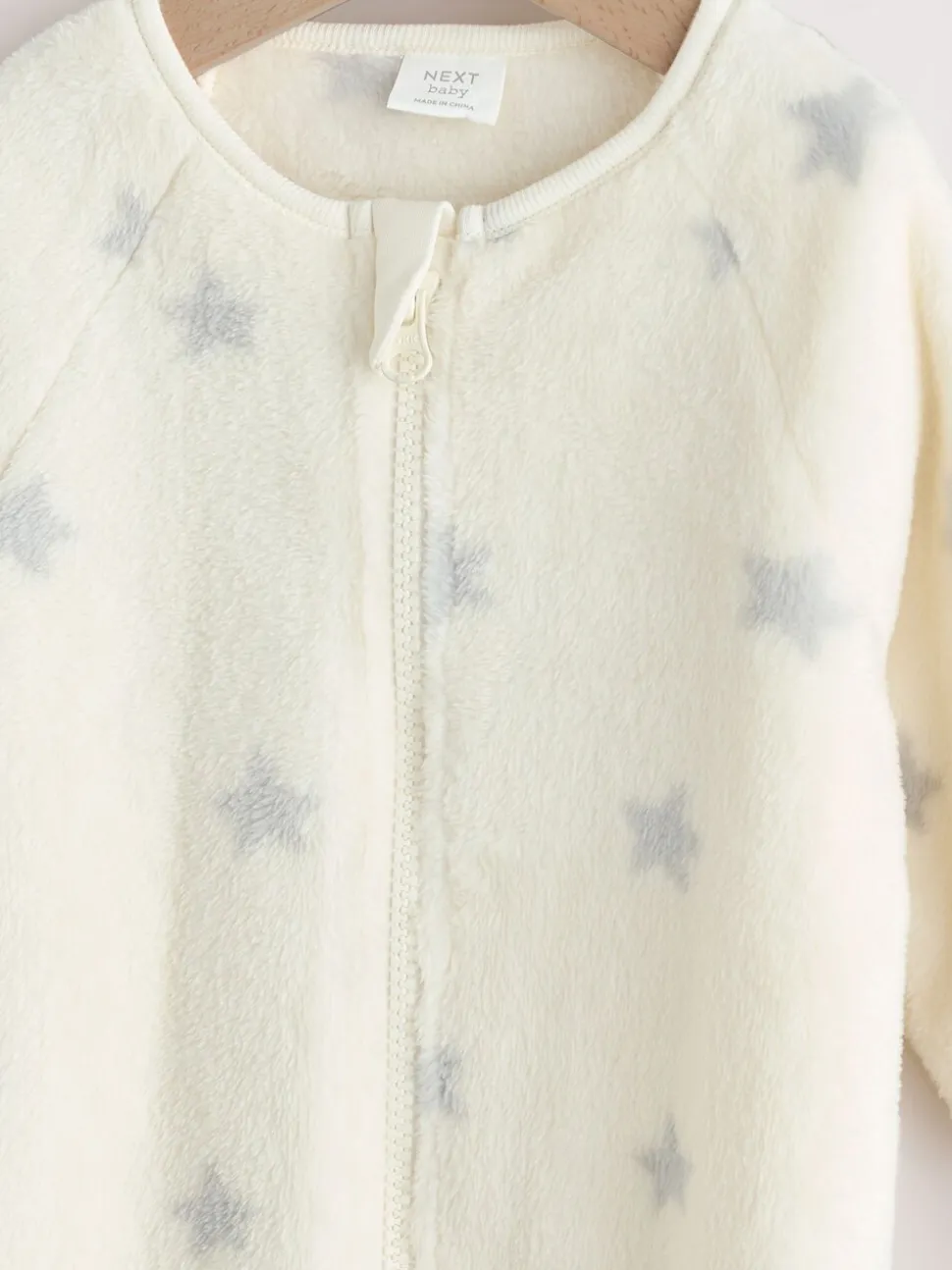 Grijs met sterren - Fleece babypyjama
