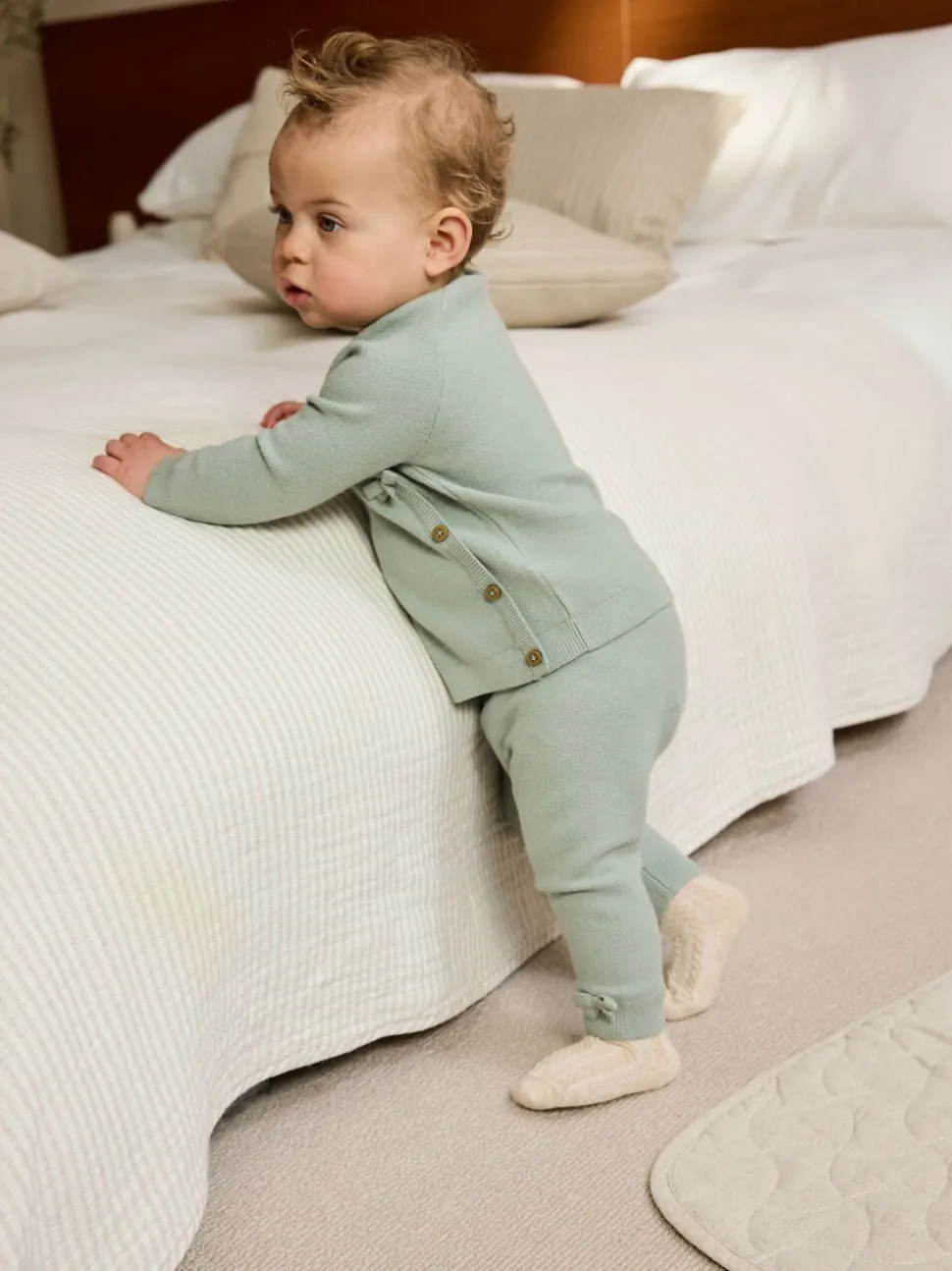 Grijs-groen - 2 -delige babyset met gebreide wikkelstrui en legging (0mnd-2jr)