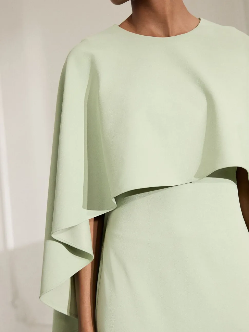 Grijs-groen - Lange jurk met cape
