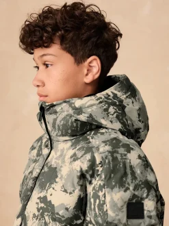 Grijze camouflageprint - Regenbestendige gewatteerde jas met microfleece voering (3-17jr)
