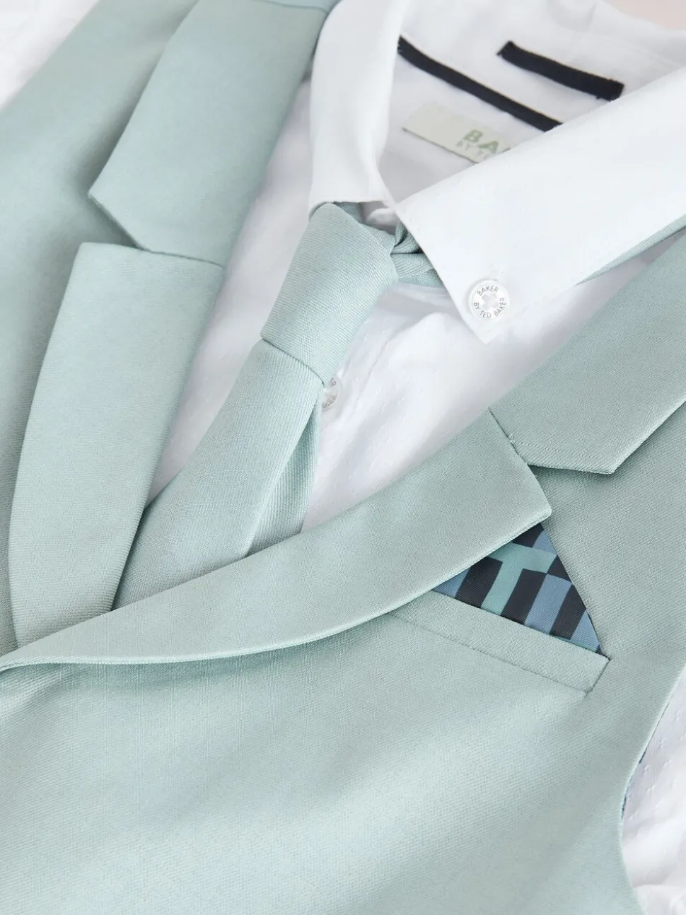 Groen - Baker by Ted Baker Waistcoat, Shirt And Tie Set