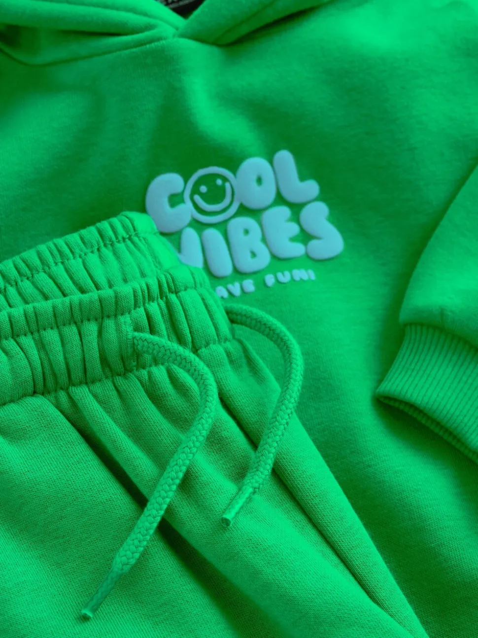 Groen - Cool Vibes Printed Hoodie and Joggers Set (3mths-7yrs)