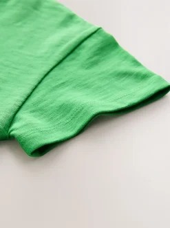Groen met regenboog - Short Sleeve Embroidered T-Shirt (3mths-7yrs)
