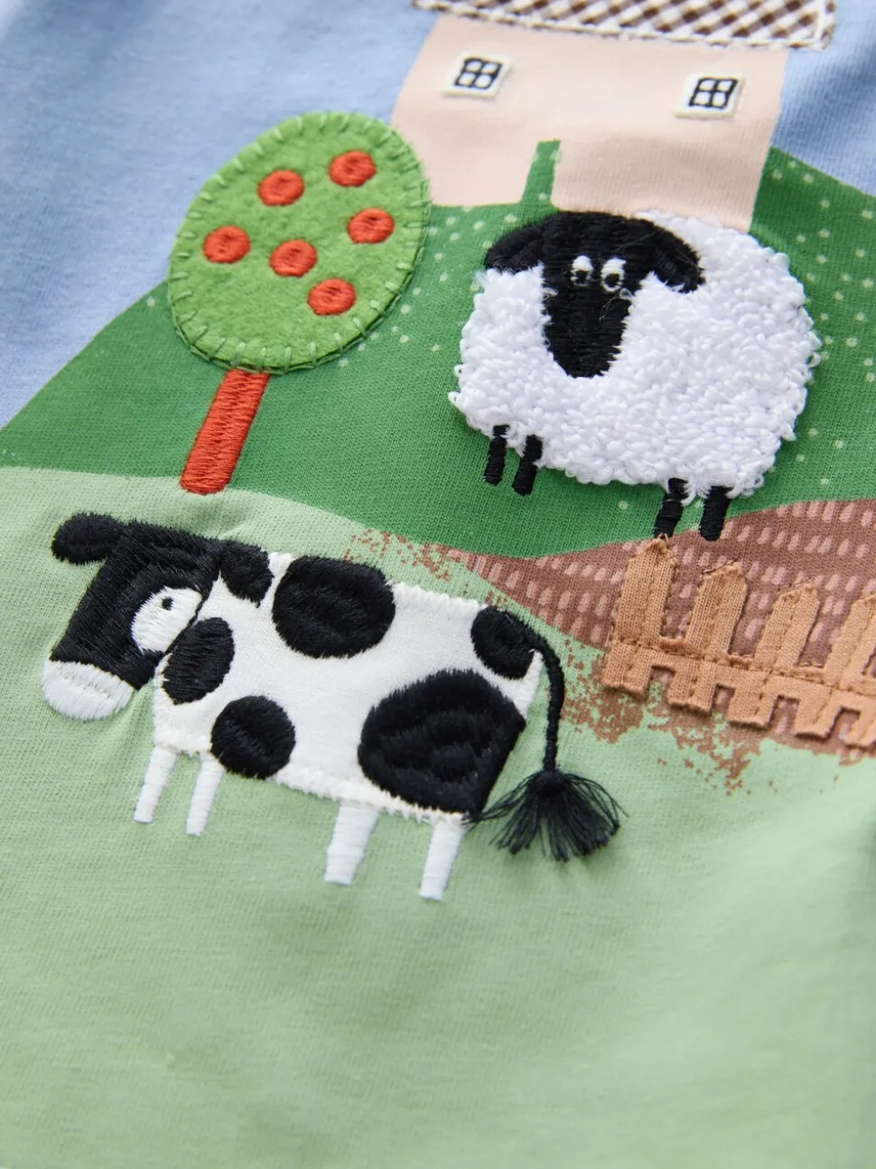 Groene boerderijscène - T-shirt met applicatie en lange mouwen (3 mnd-7 jr)