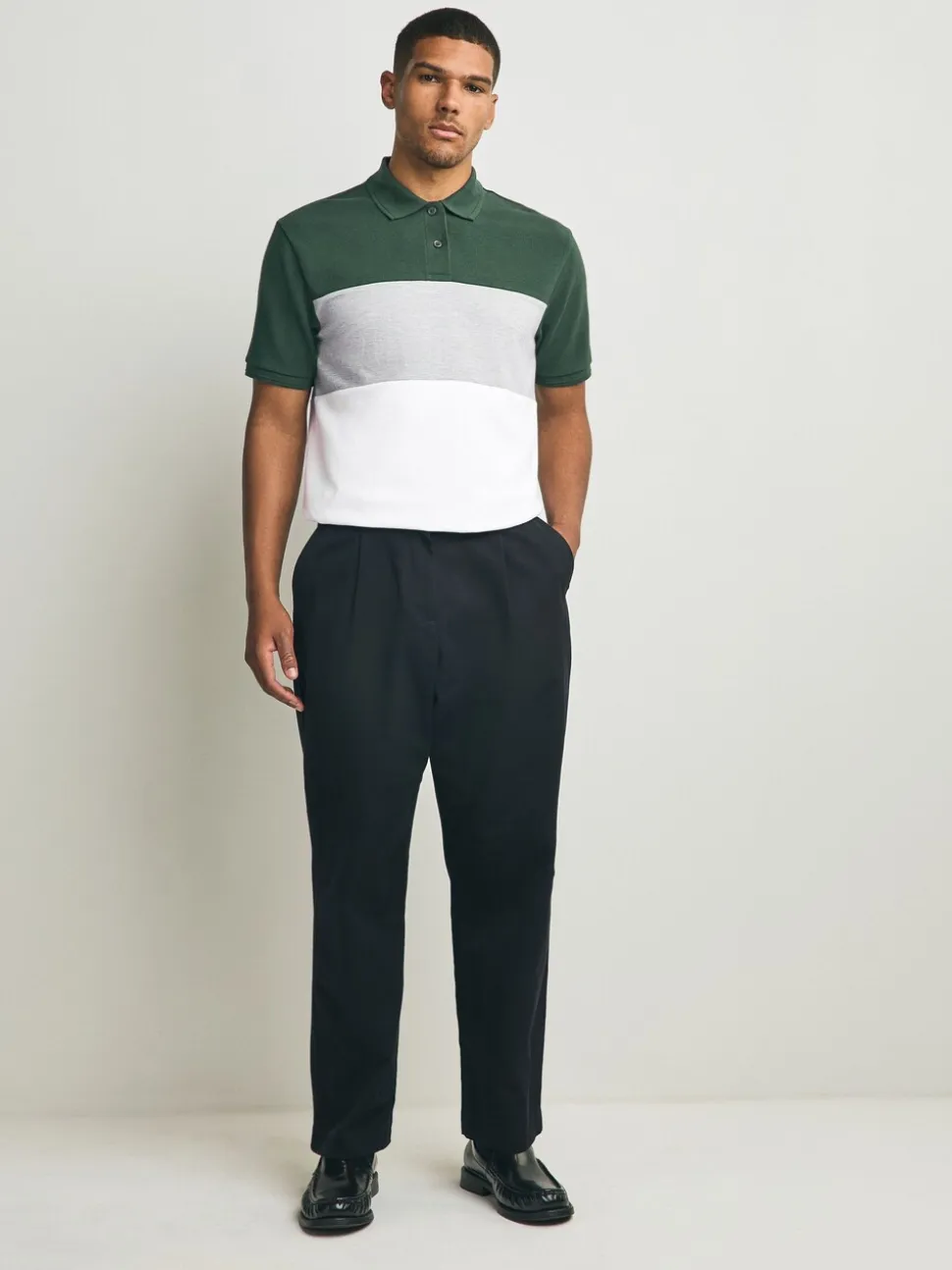 Groen/grijs - 100% katoenen poloshirt met korte mouwen, knopen en kleurvlakken