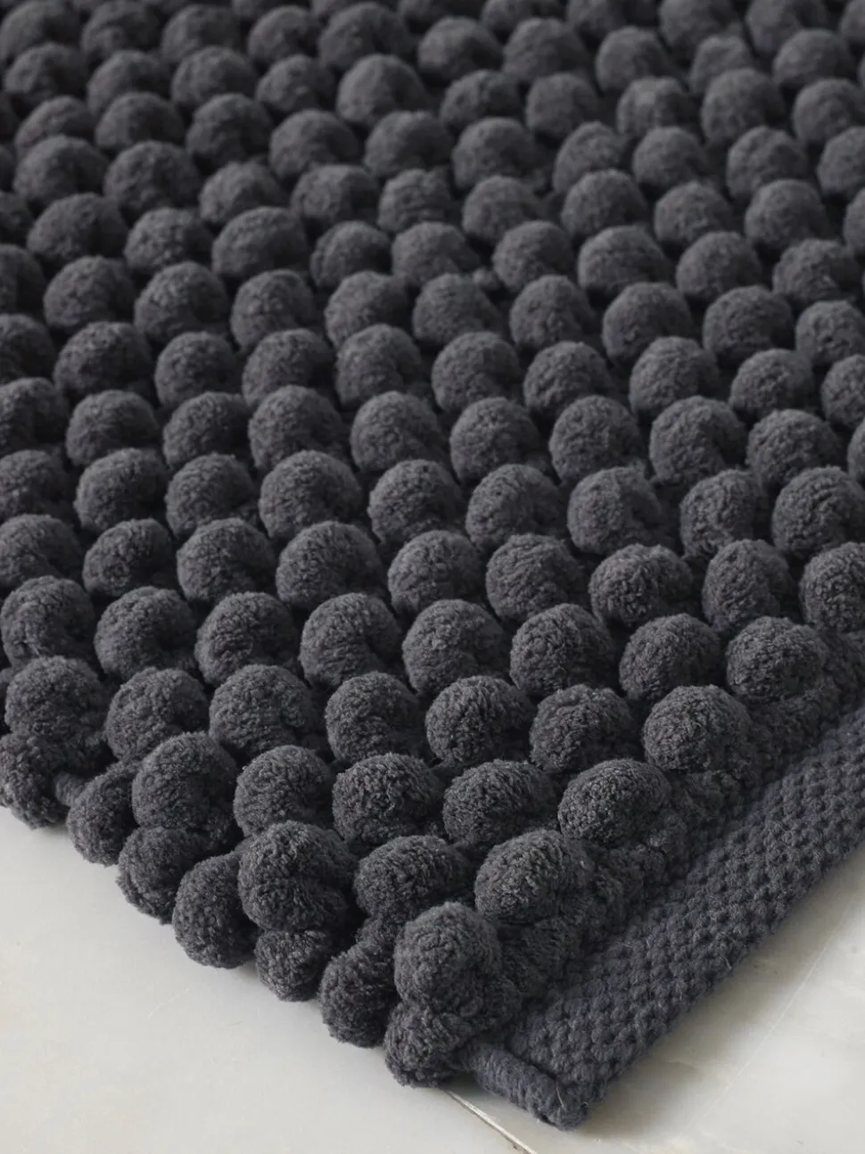 Grote gebobbelde mat
