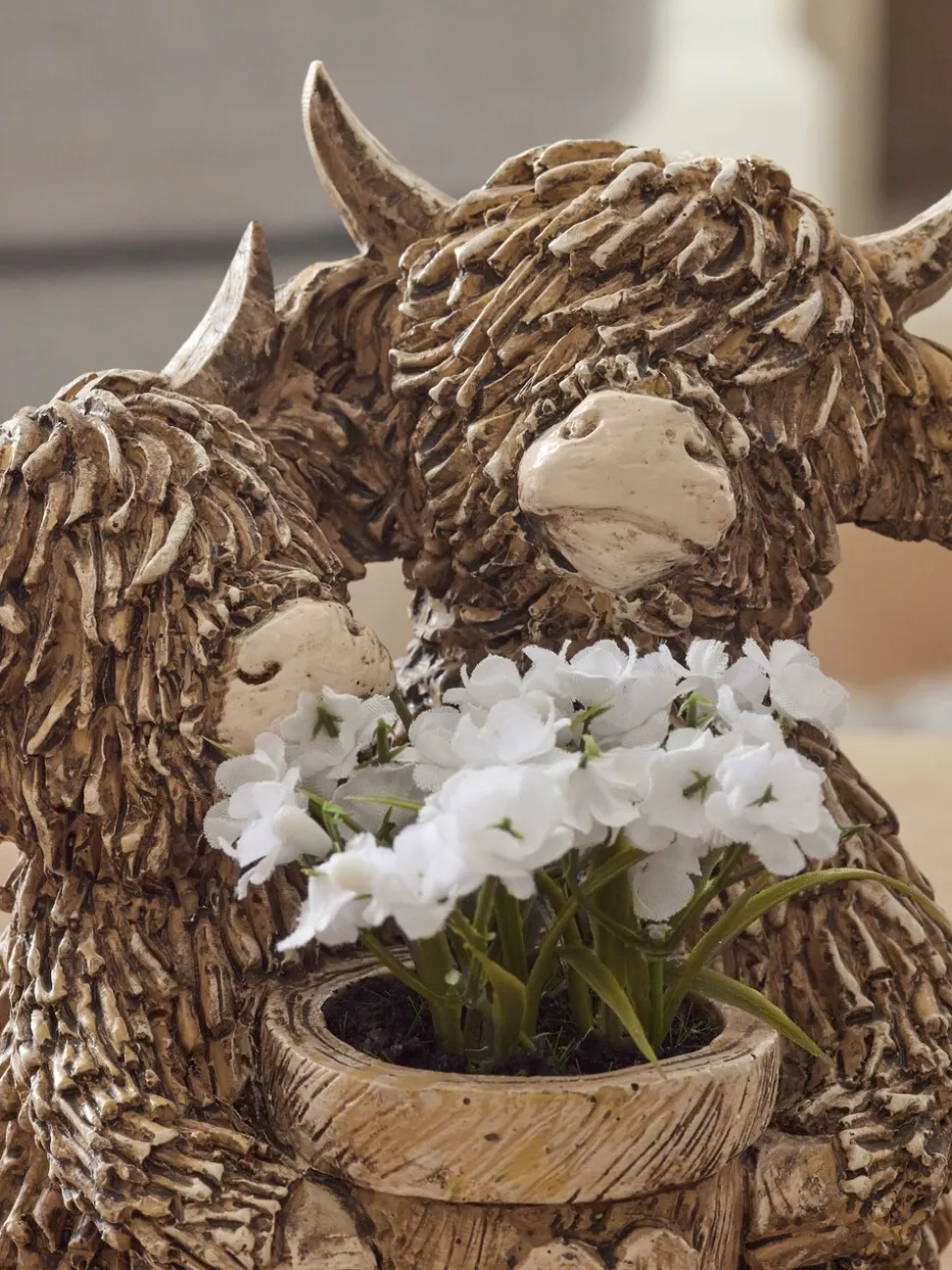 Hamish Couple with Artificial Flowers