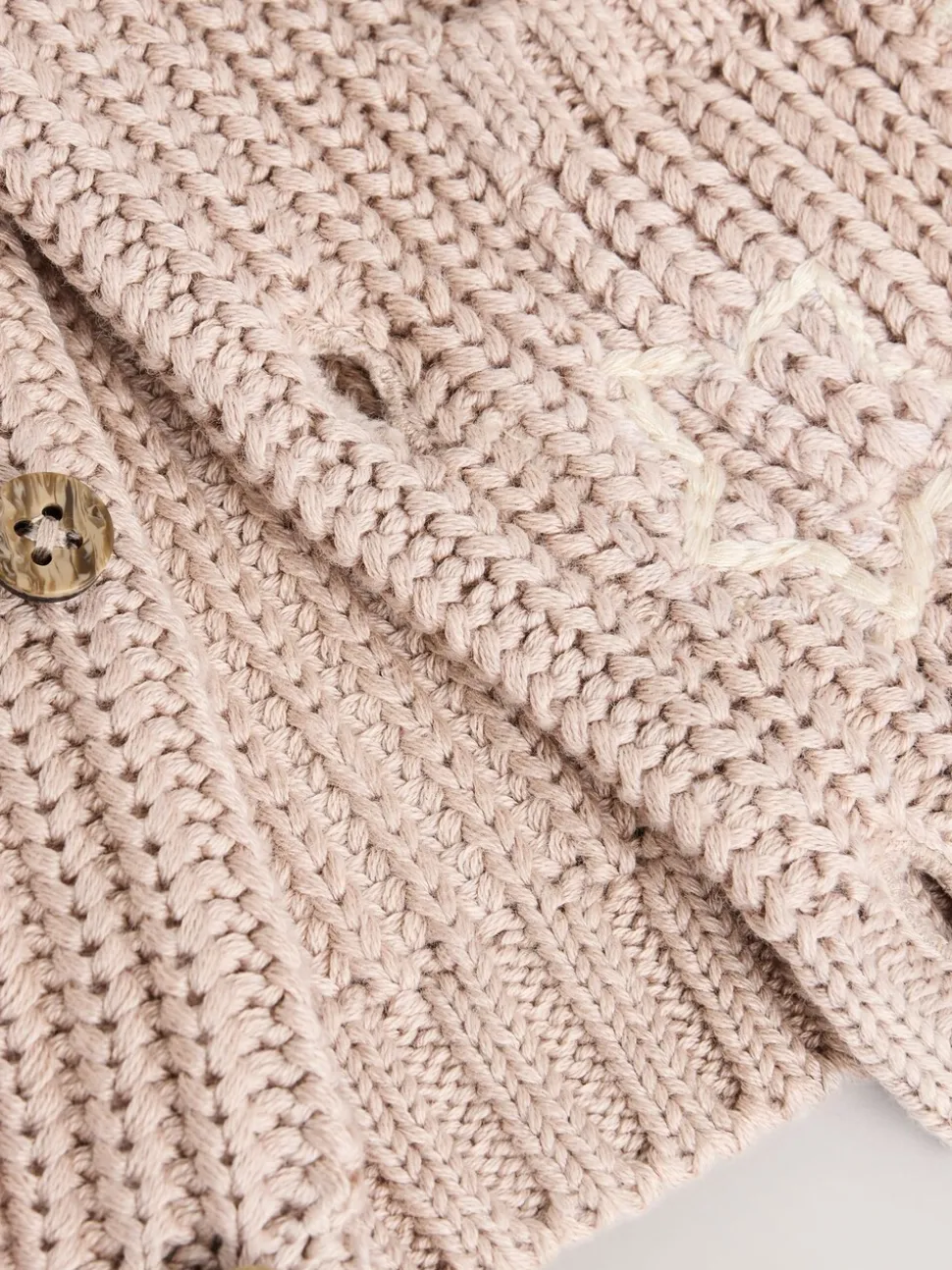 Hello World Naturel - Grofgebreid babyvestje met borduursel