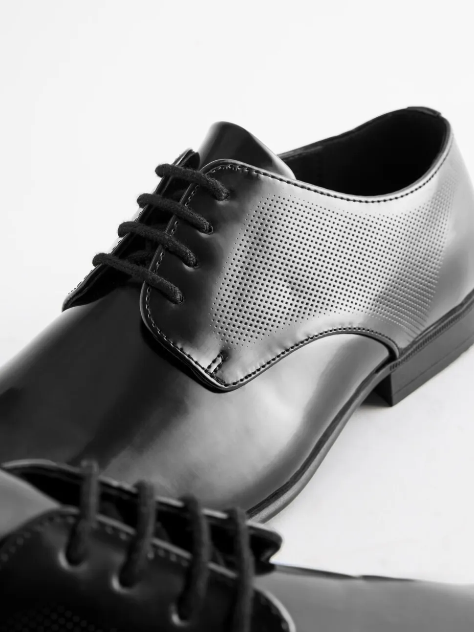 Hoogglans zwart - Derbyschoenen met veter