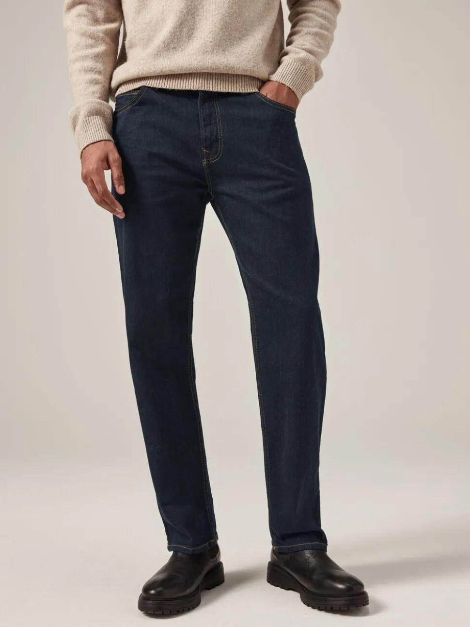 Indigo blauwe wassing - Rechte, klassieke jeans met stretch