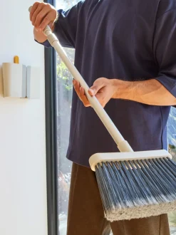 Joseph Joseph Cleantech Wall-Mounted Broom