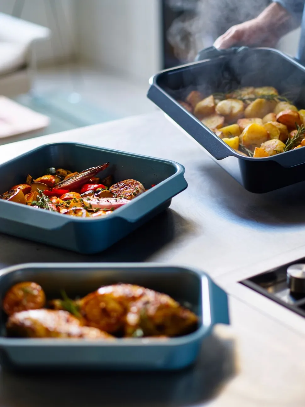 Joseph Joseph Nest™ Oven Non Stick 3 Piece Roasting Tray Set