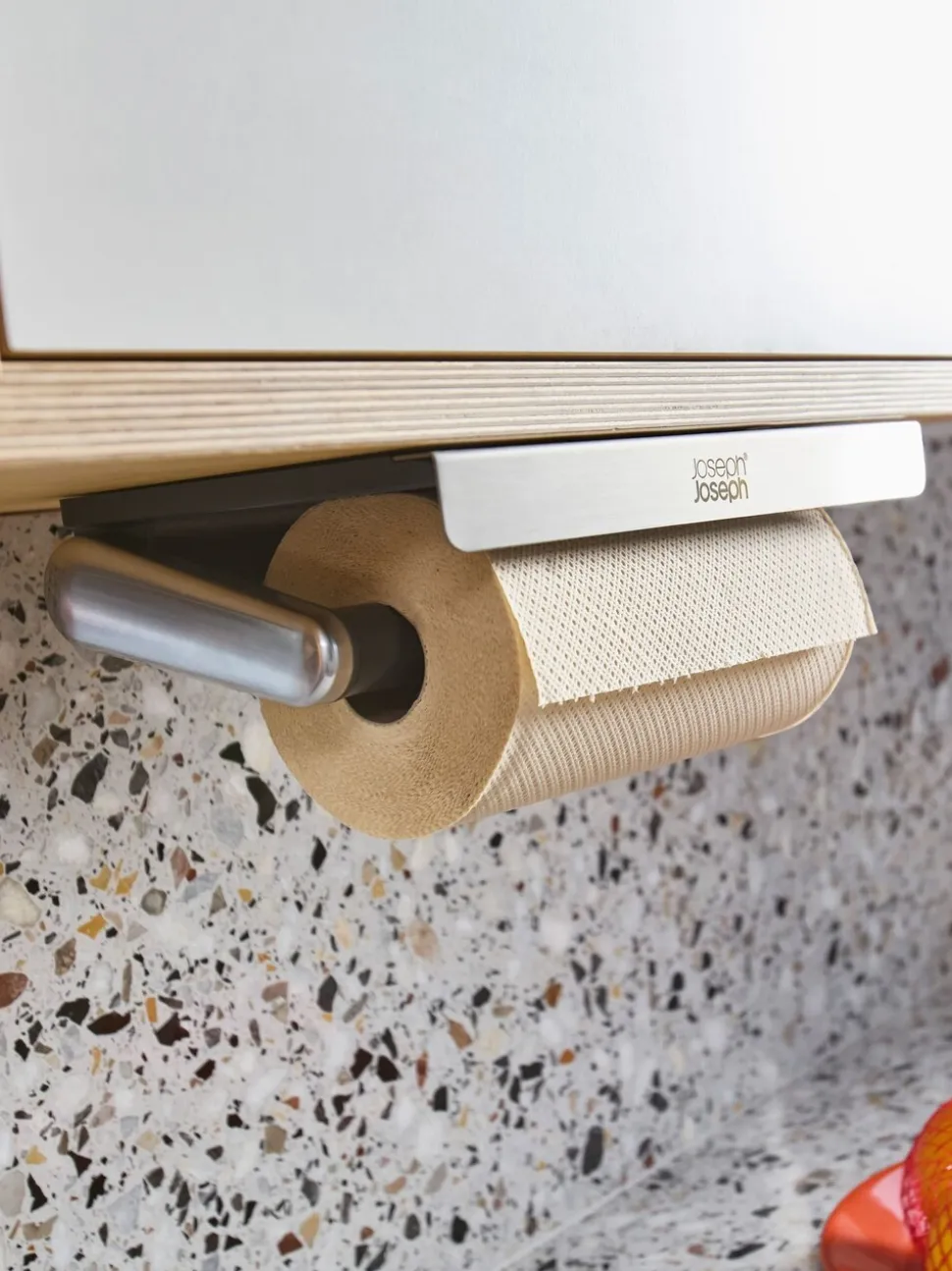 Joseph Joseph Rollgripâ Easy-Tear Kitchen Roll Holder