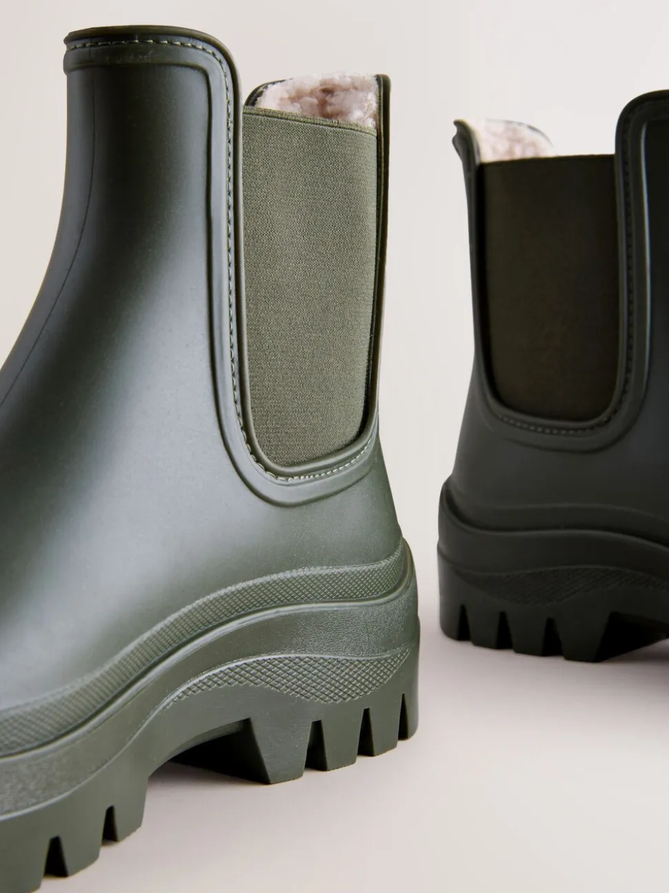 Kakigroen - Faux Fur Lined Chelsea Ankle Wellies