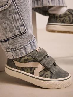 Kakigroen - Klittenbandsluiting Skate Trainers
