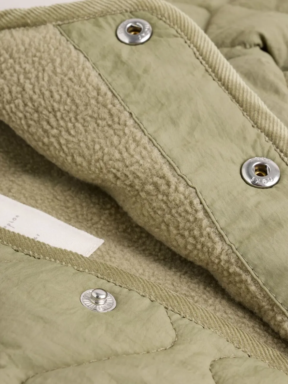 Kakigroen - Nylon gewatteerd babyjack (0mnd-2jr)