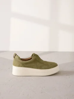 Kakigroen - Signature leren sneakers met dikke plateauzolen en sleehak