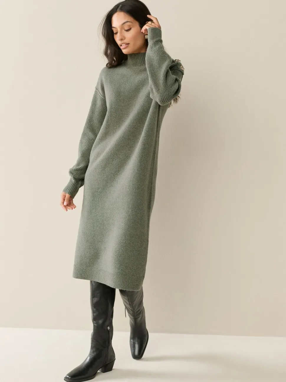 Kakigroen - Stand Neck Knitted Midi Jumper Dress
