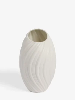 Keramische vaas met plooien