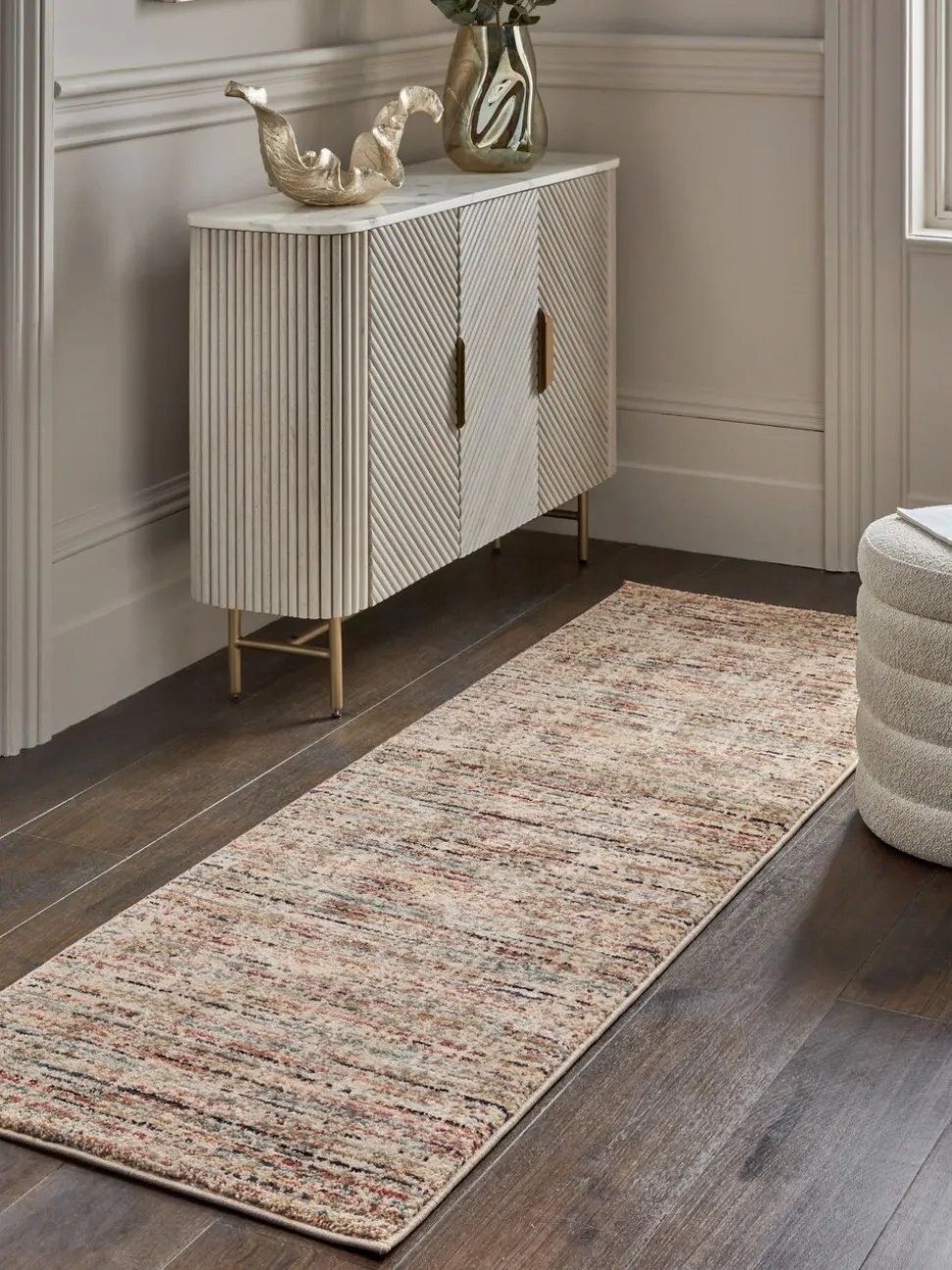 Kila Abstract Lines Runner