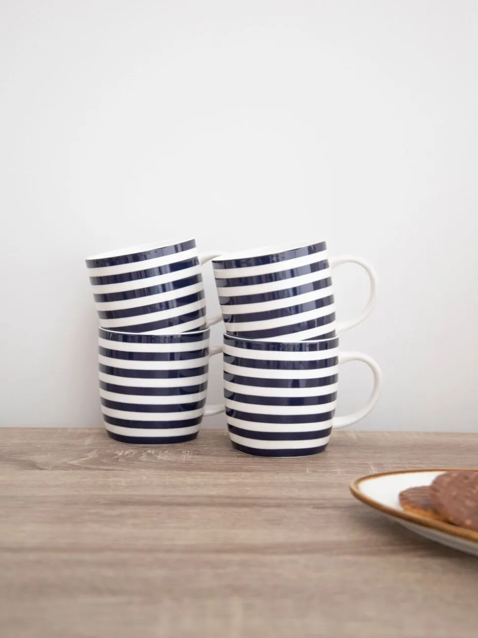 Kitchencraft Set of 4 Striped Ceramic Mugs