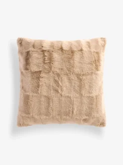 Kussen van imitatiebont met textuur en ruit
