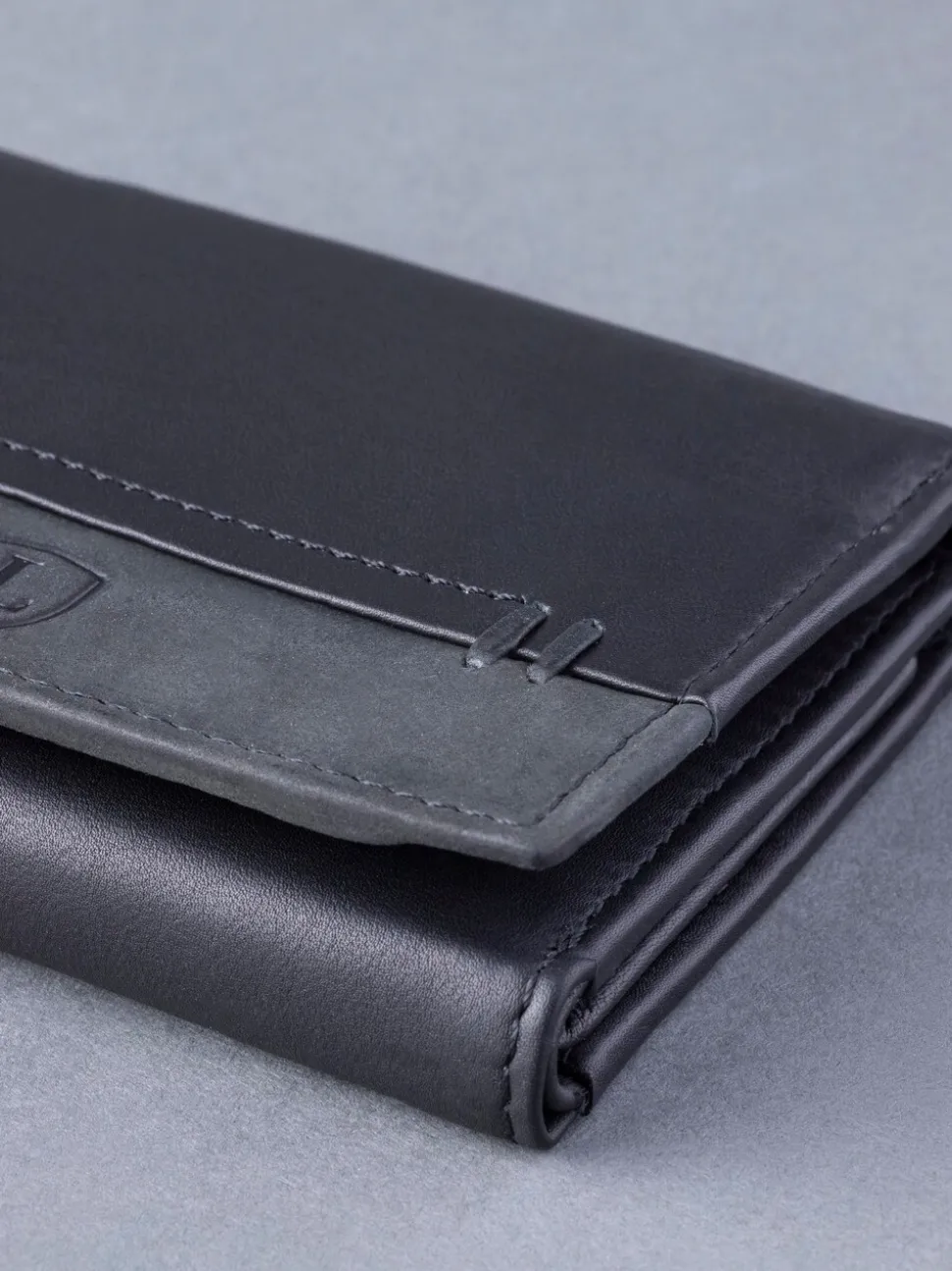 Lakeland Leather Stitch Tri-Fold Portemonnee