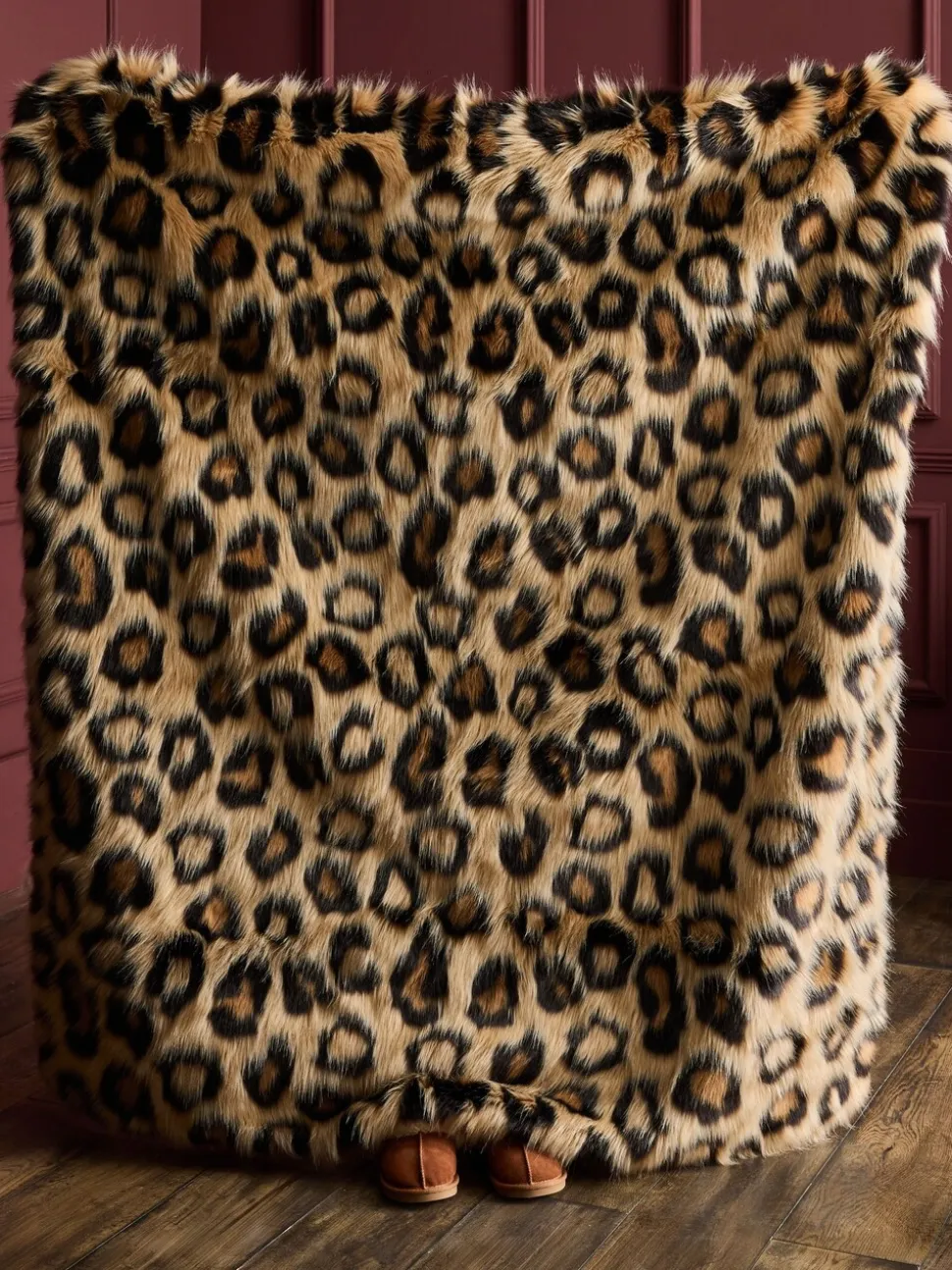 Lange sprei van imitatiebont met luipaardprint