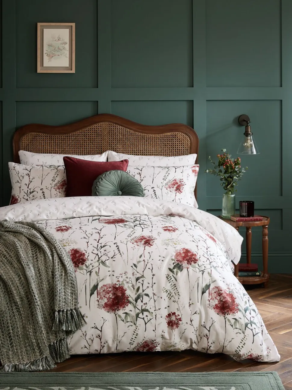 Laura Ashley 100% Cotton Sateen 220 Thread Count Pallington Bloom Duvet Cover and Pillowcase Set