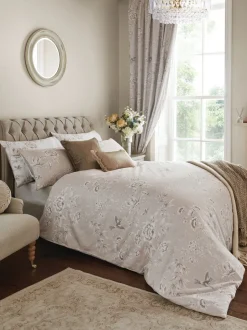 Laura Ashley 100% Cotton Sateen 220 Thread Count Rowsham Garden Duvet Cover and Pillowcase Set