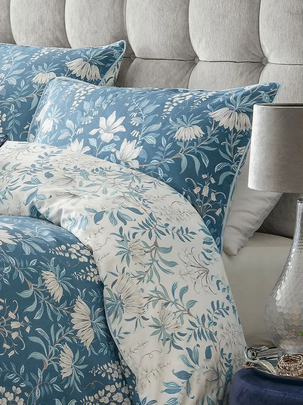Laura Ashley 100% katoensatijn 200 draads Parterre dekbedovertrek- en kussensloopset