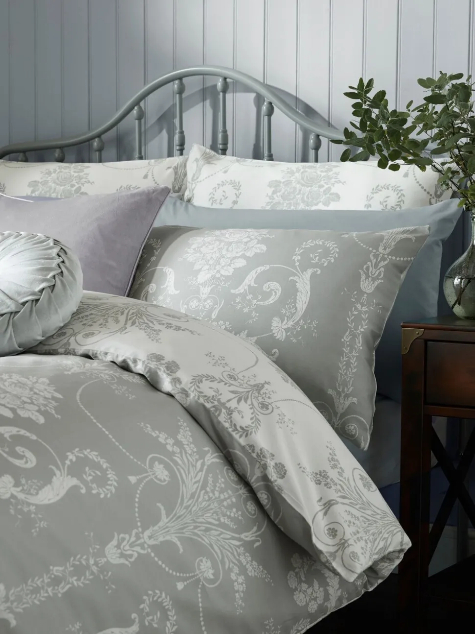 Laura Ashley 100% katoensatijn 200 -draads Josette dekbedovertrekset met kussenslopen
