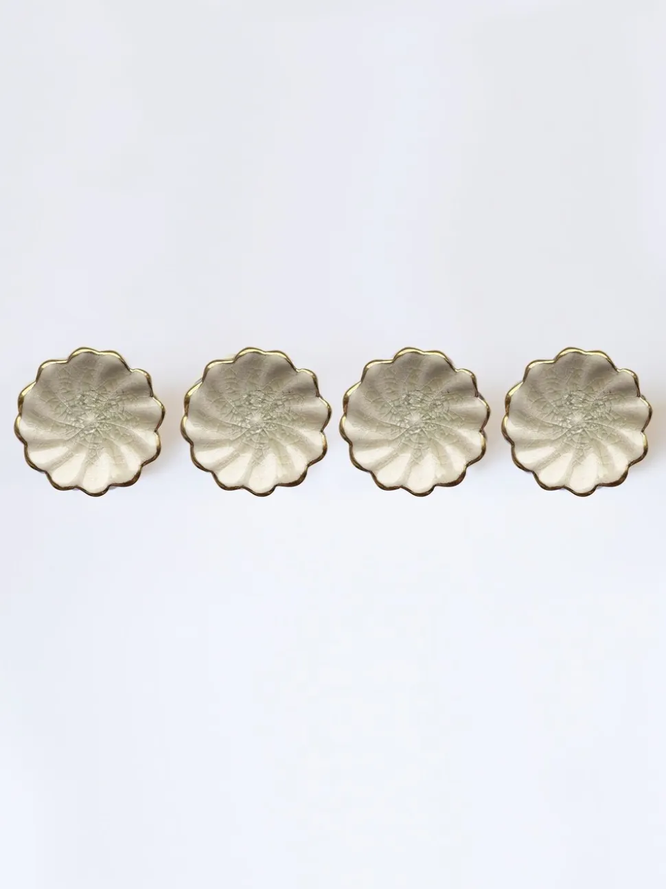 Laura Ashley 4 Pack Ceramic Metallic Edge Drawer Knobs