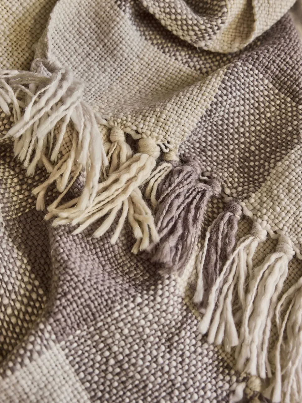 Laura Ashley Allonby Check Woven Throw