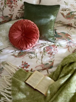 Laura Ashley Attleton 220 Thread Count Duvet Cover and Pillowcase set