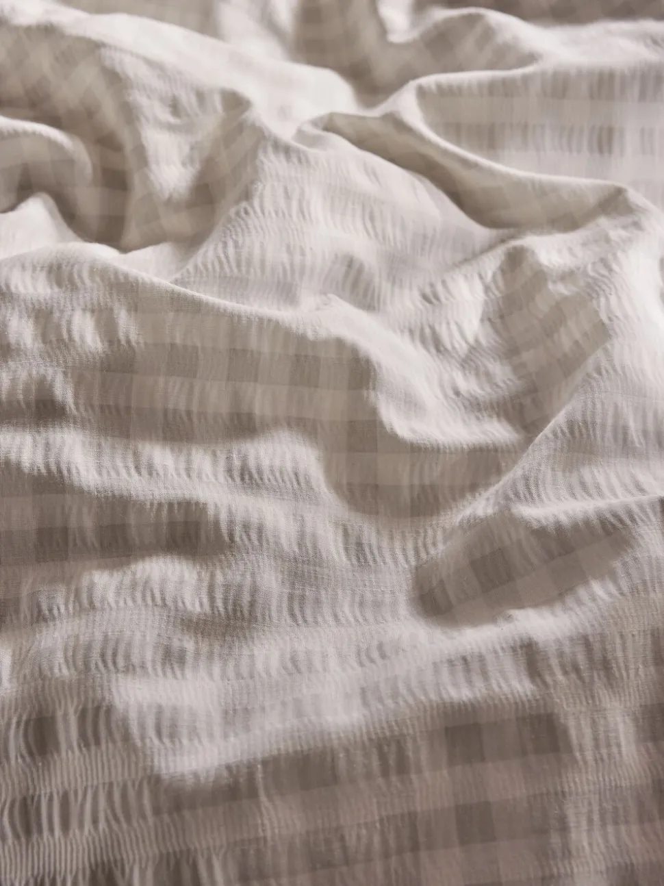 Laura Ashley Gingham Seersucker Duvet Cover and Pillowcase Set