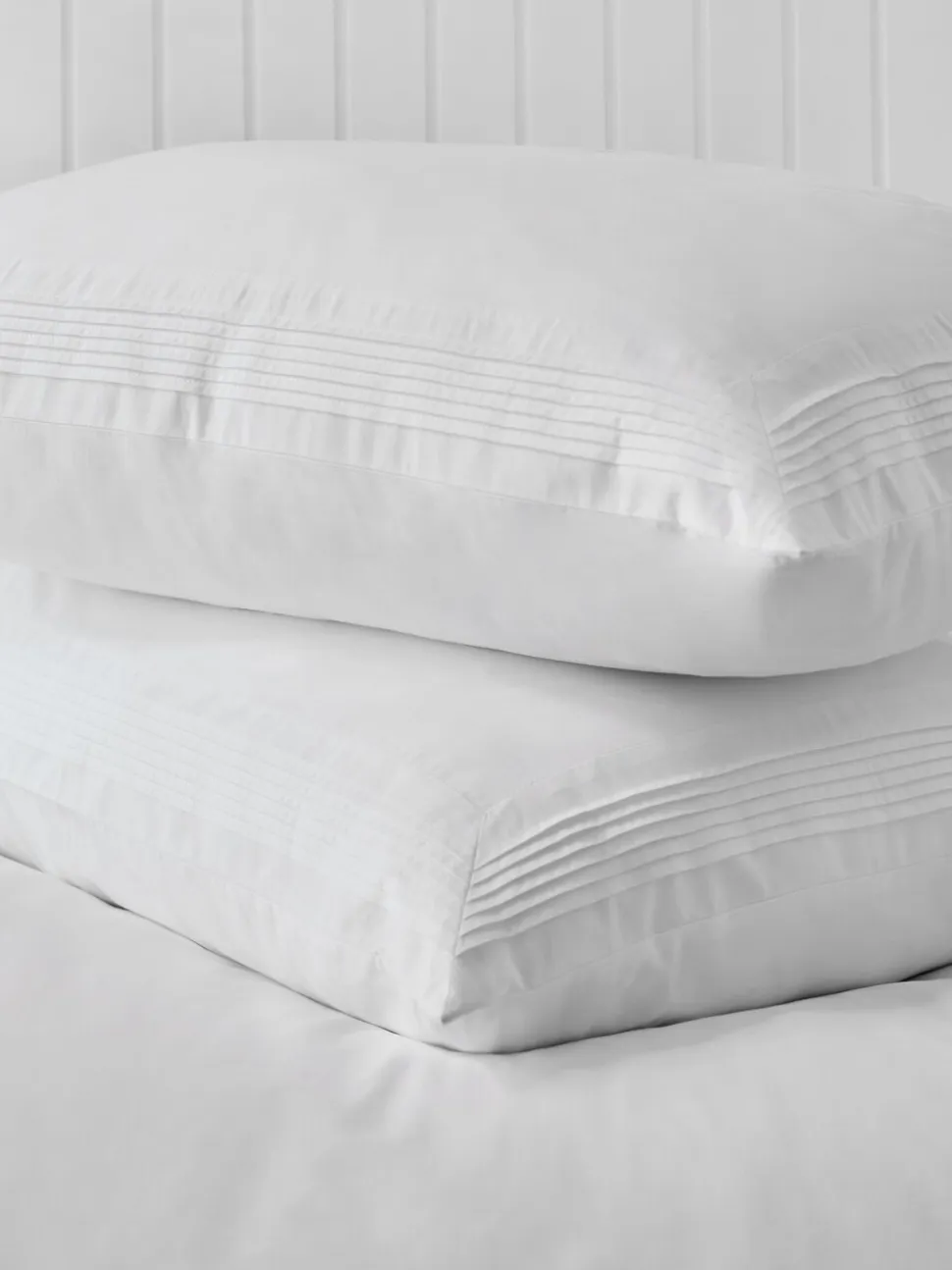 Laura Ashley Maeve Pleat 200 Thread Count Duvet Cover and Pillowcase Set